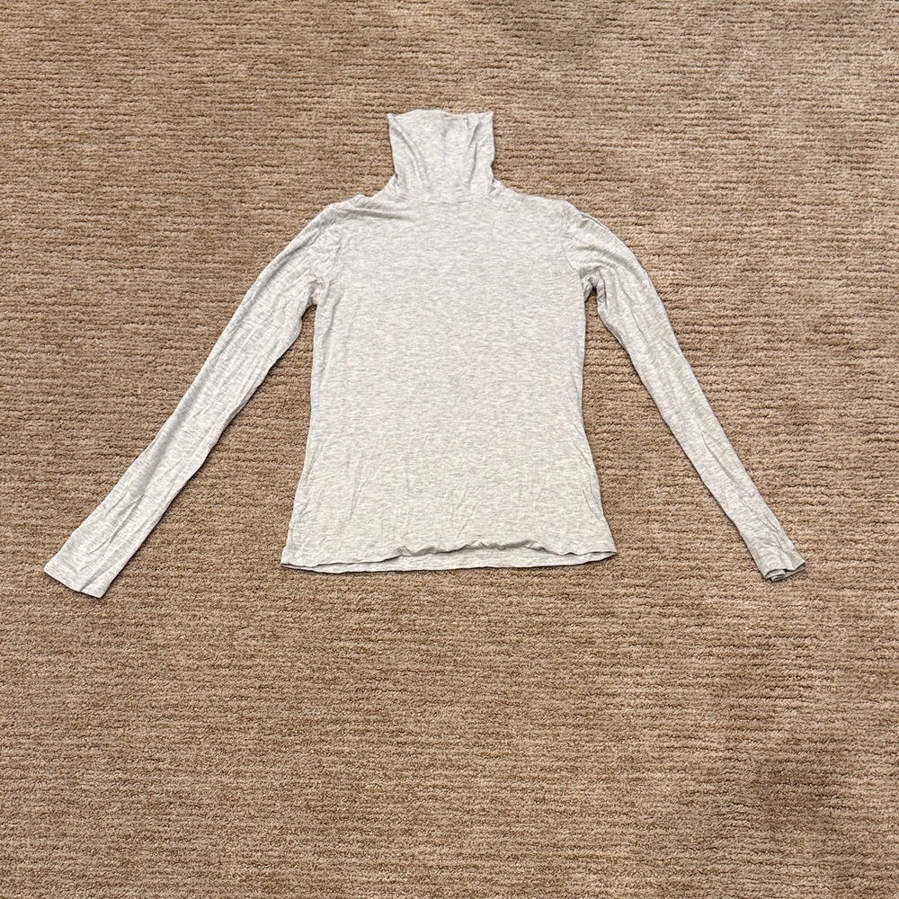 Banana Republic Gray Muscle Tee